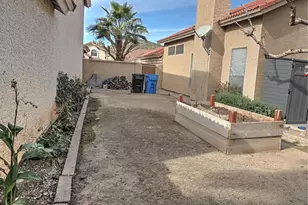 14405 S Cholla Canyon Dr, Phoenix, AZ 85044 - Photo 3