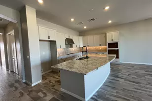 15758 W Sand Hills Rd, Surprise, AZ 85387 - Photo 11