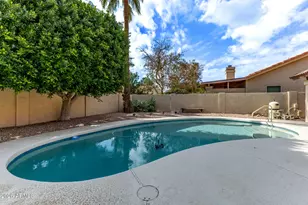3711 E Goldfinch Gate Ln, Phoenix, AZ 85044 - Photo 33