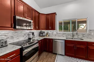 3711 E Goldfinch Gate Ln, Phoenix, AZ 85044 - Photo 17