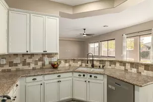 16837 W Northampton Rd, Surprise, AZ 85374 - Photo 13