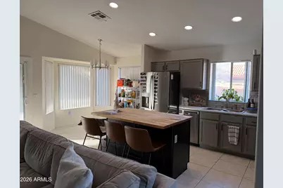 9722 S Darrow Drive, Tempe, AZ 85284 - Photo 3