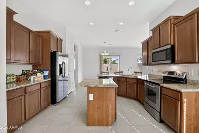 13673 S 176th Drive, Goodyear, AZ 85338 - Photo 7