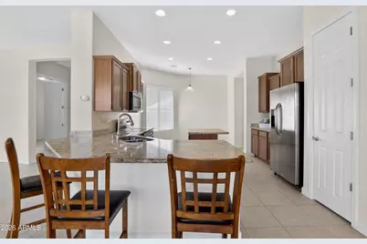 13673 S 176th Drive, Goodyear, AZ 85338 - Photo 11