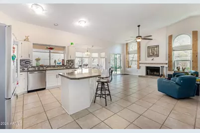 17810 W Summit Drive, Goodyear, AZ 85338 - Photo 15