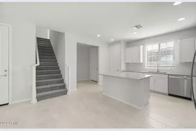 16510 W Whispering Wind Drive, Surprise, AZ 85387 - Photo 15