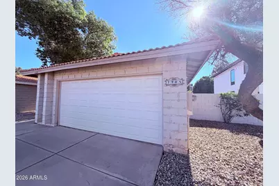 2705 W Estrella Drive, Chandler, AZ 85224 - Photo 3