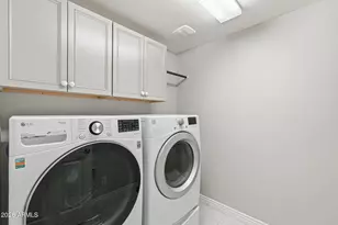 10249 E Kinetic Dr, Mesa, AZ 85212 - Photo 31