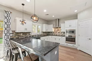 10249 E Kinetic Dr, Mesa, AZ 85212 - Photo 3