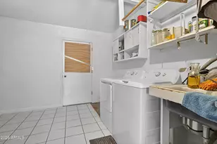 10548 W Caron Dr, Sun City, AZ 85351 - Photo 25