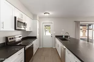 1874 E Geneva Dr, Tempe, AZ 85282 - Photo 17