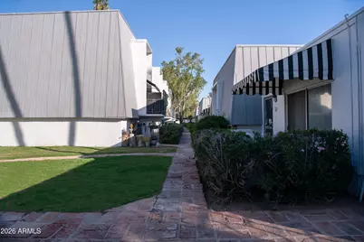 3416 N 44th Street #35, Phoenix, AZ 85018 - Photo 3