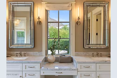 4732 N Dromedary Road, Phoenix, AZ 85018 - Photo 17