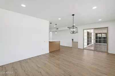 10917 W Tropicana Circle, Sun City, AZ 85351 - Photo 7