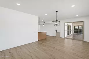 10917 W Tropicana Cir, Sun City, AZ 85351 - Photo 7