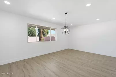 10917 W Tropicana Circle, Sun City, AZ 85351 - Photo 17