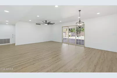 10917 W Tropicana Circle, Sun City, AZ 85351 - Photo 5