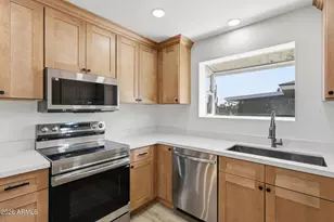 10917 W Tropicana Cir, Sun City, AZ 85351 - Photo 11