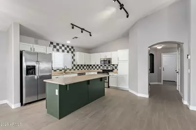 17854 W Redfield Road, Surprise, AZ 85388 - Photo 13