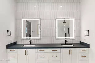 1013 W Ardmore Rd, Phoenix, AZ 85041 - Photo 19