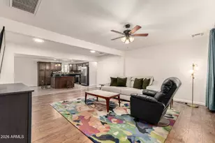 3141 N 21st Pl, Phoenix, AZ 85016 - Photo 9
