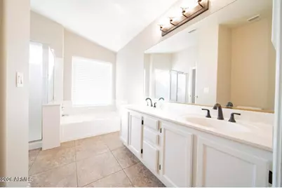 8909 W Davis Road, Peoria, AZ 85382 - Photo 11