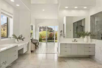 6134 N 44th Street, Paradise Valley, AZ 85253 - Photo 23