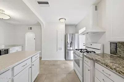 1117 E Fern Drive N, Phoenix, AZ 85014 - Photo 11