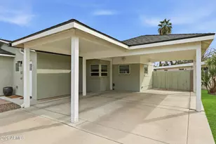 1117 E Fern Dr N, Phoenix, AZ 85014 - Photo 7