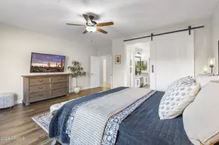 10419 E Helm Dr, Scottsdale, AZ 85255 - Photo 11