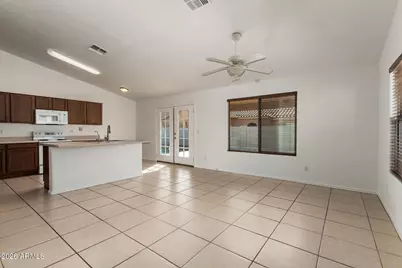 625 E Rancho Viejo Loop, Casa Grande, AZ 85122 - Photo 13