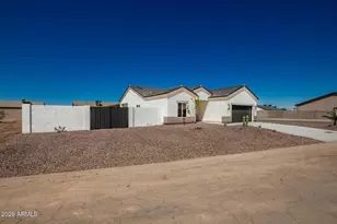 8461 W Mission Hills Dr, Arizona City, AZ 85123 - Photo 3