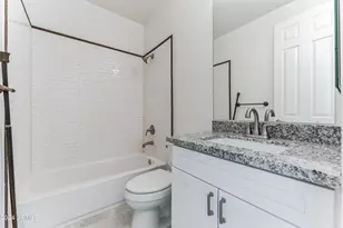 5258 E Hashknife Rd, Phoenix, AZ 85054 - Photo 33