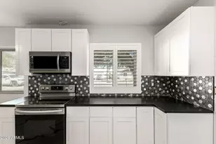 7630 N 42nd Ln, Phoenix, AZ 85051 - Photo 25