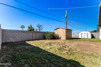 7630 N 42nd Lane, Phoenix, AZ 85051 - Photo 33