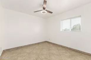 7630 N 42nd Ln, Phoenix, AZ 85051 - Photo 15