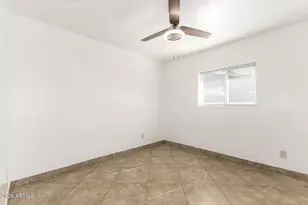 7630 N 42nd Ln, Phoenix, AZ 85051 - Photo 17