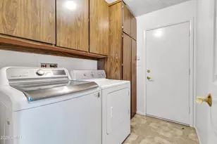 2318 W Monterey Cir, Mesa, AZ 85202 - Photo 45