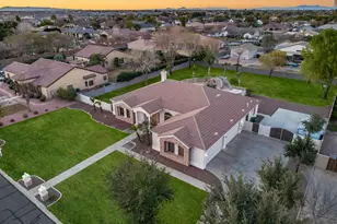 2742 E Villa Park Ct, Gilbert, AZ 85298 - Photo 11