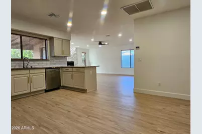 5104 W Christy Drive, Glendale, AZ 85304 - Photo 7