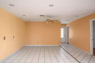 15861 N 20th St, Phoenix, AZ 85022 - Photo 7