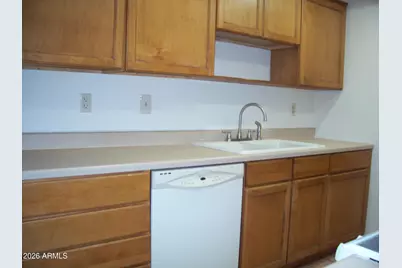 7858 N 47th Avenue, Glendale, AZ 85301 - Photo 5