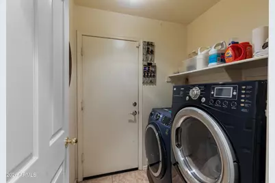 4506 E Lone Cactus Drive, Phoenix, AZ 85050 - Photo 15