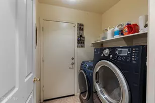 4506 E Lone Cactus Dr, Phoenix, AZ 85050 - Photo 15