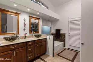 4506 E Lone Cactus Dr, Phoenix, AZ 85050 - Photo 11