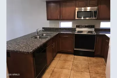 18223 N 16th Place, Phoenix, AZ 85022 - Photo 3