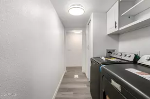 555 W Warner Rd, Chandler, AZ 85225 - Photo 29