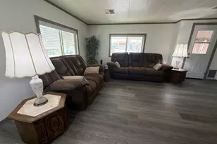 305 S Val Vista Dr, Mesa, AZ 85204 - Photo 11