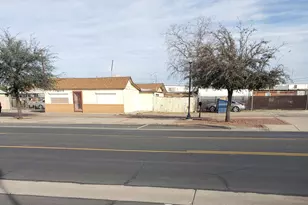 8450 W Washington St, Peoria, AZ 85345 - Photo 1