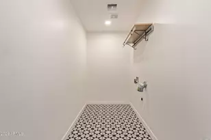 4121 W Alta Vista Rd, Phoenix, AZ 85041 - Photo 17